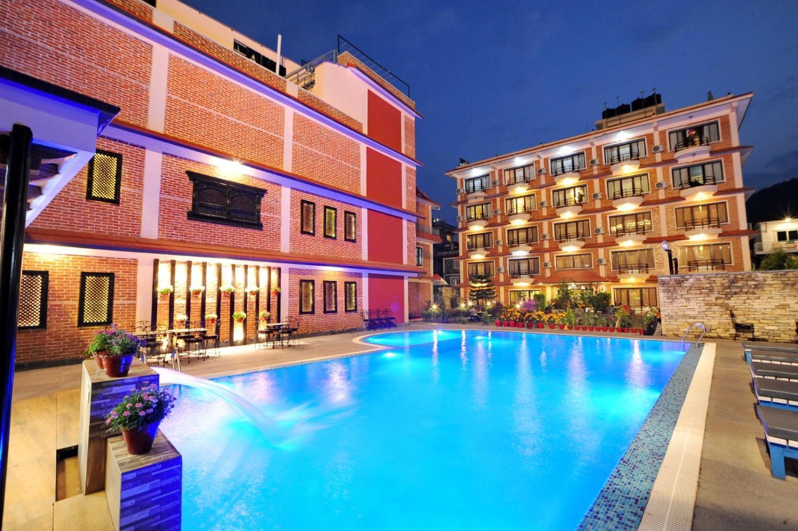 Temple Himalaya Hotel & Spa Pokhara Kültér fotó