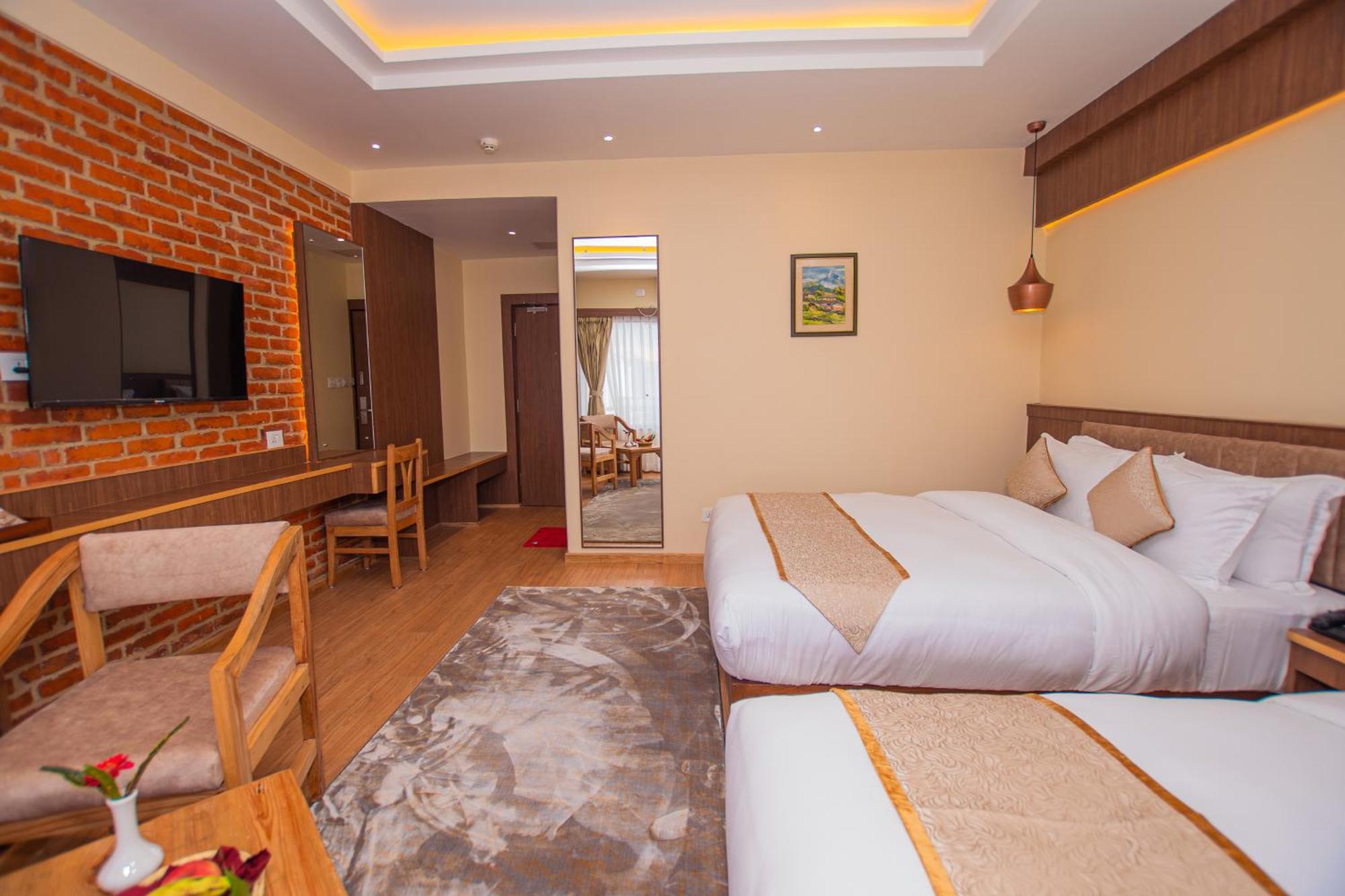 Temple Himalaya Hotel & Spa Pokhara Kültér fotó