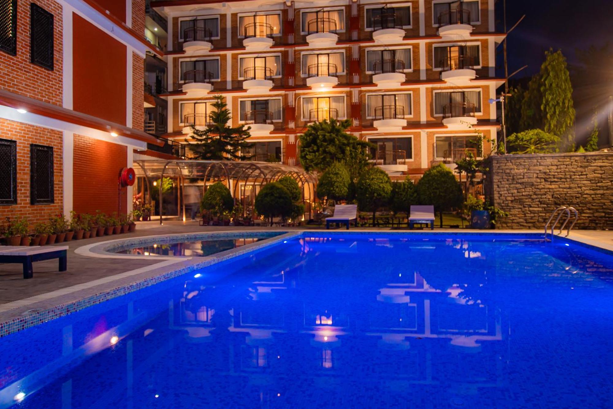 Temple Himalaya Hotel & Spa Pokhara Kültér fotó